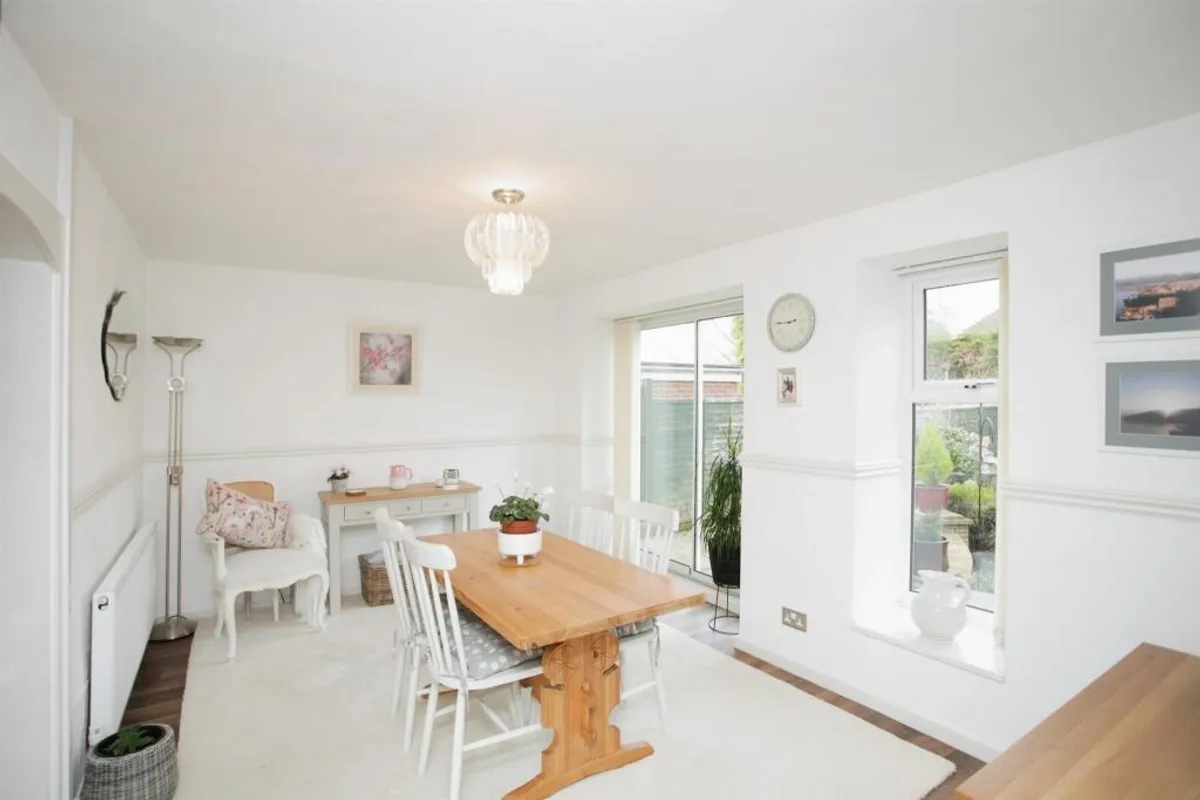 House Sandford Way in Rugby