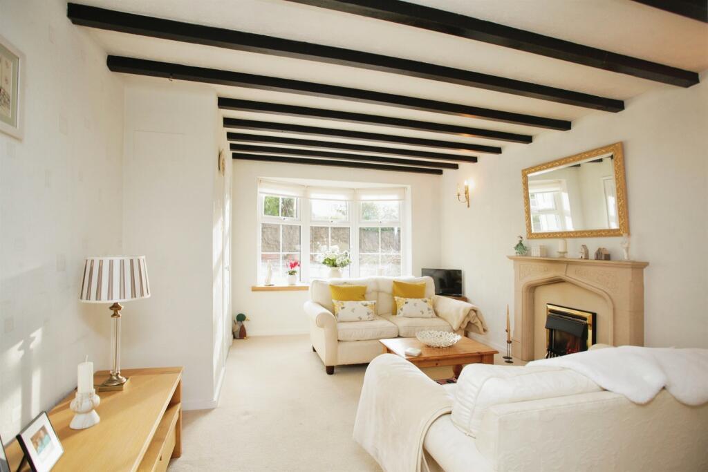 House Sandford Way in Rugby