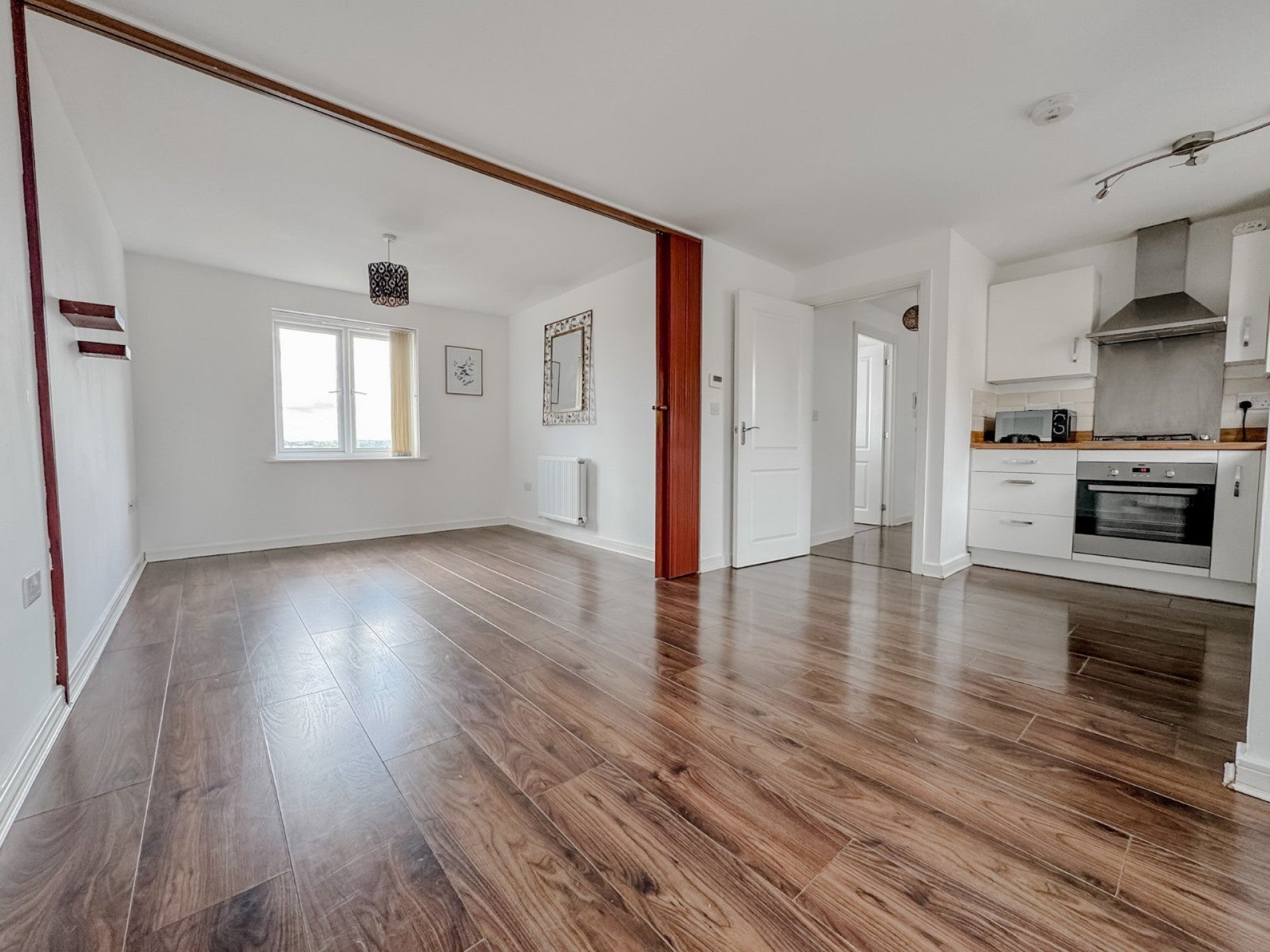 Flat Whitsun Leaze in Bristol