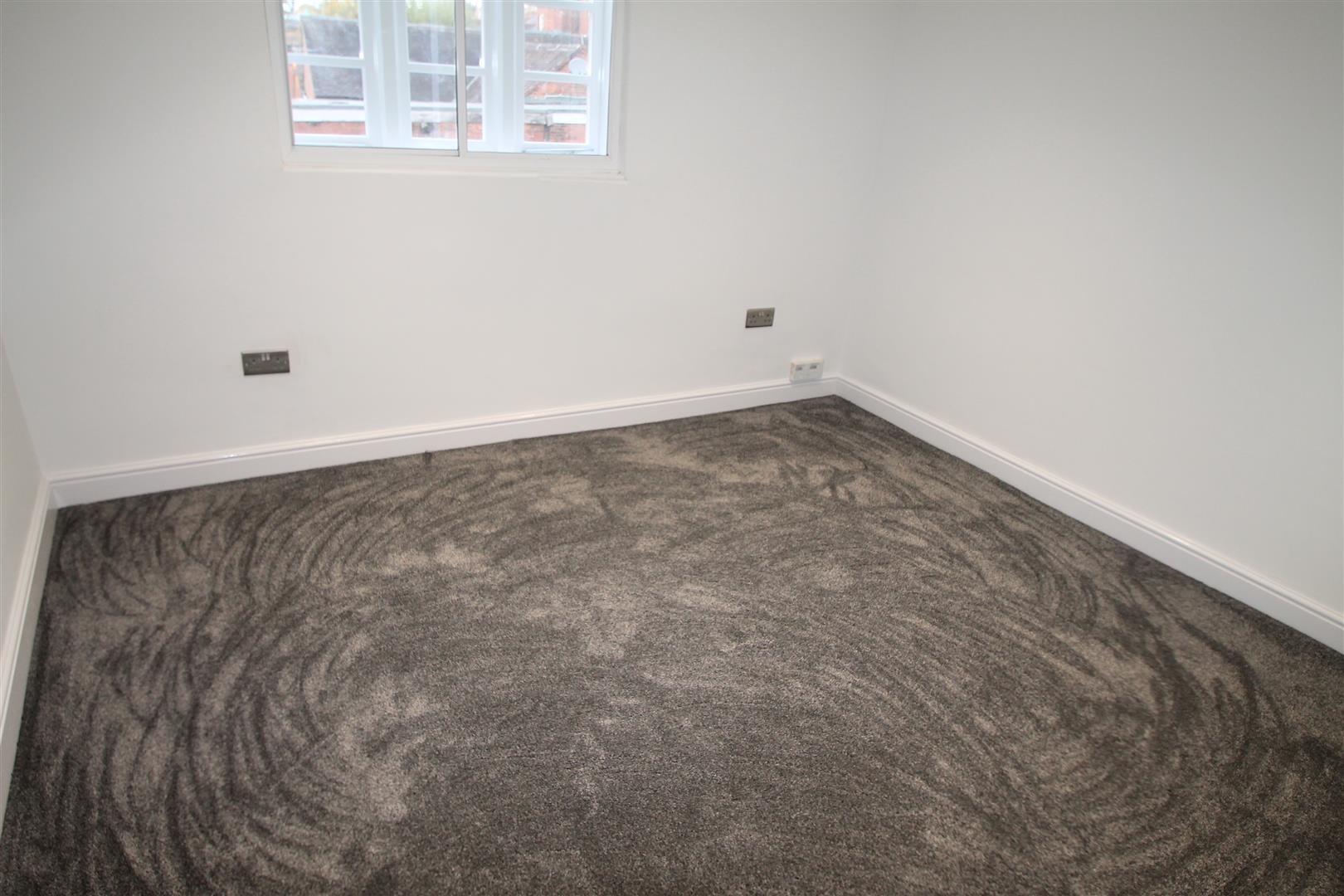 Flat Sandford Street in Lichfield