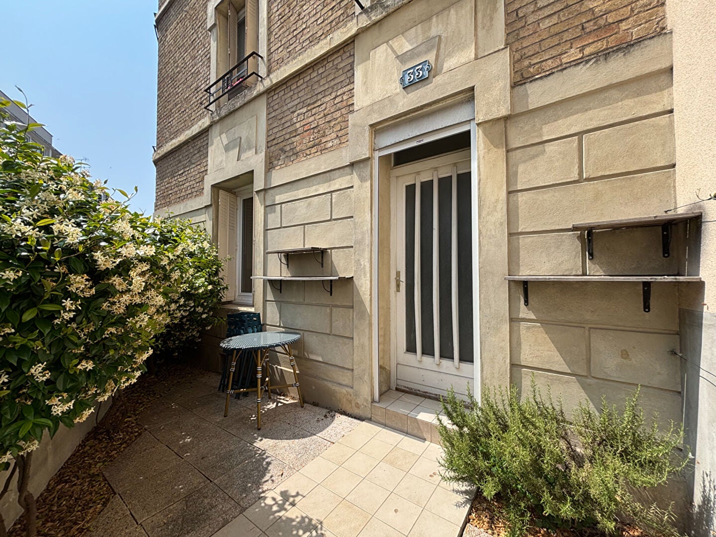 Flat Rue de l'Écu in Reims