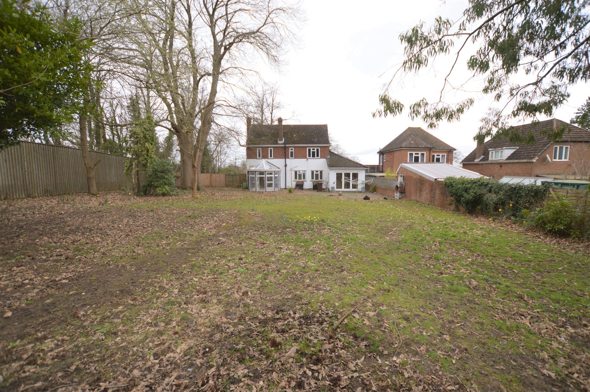 House Robin Hood Lane in Chatham