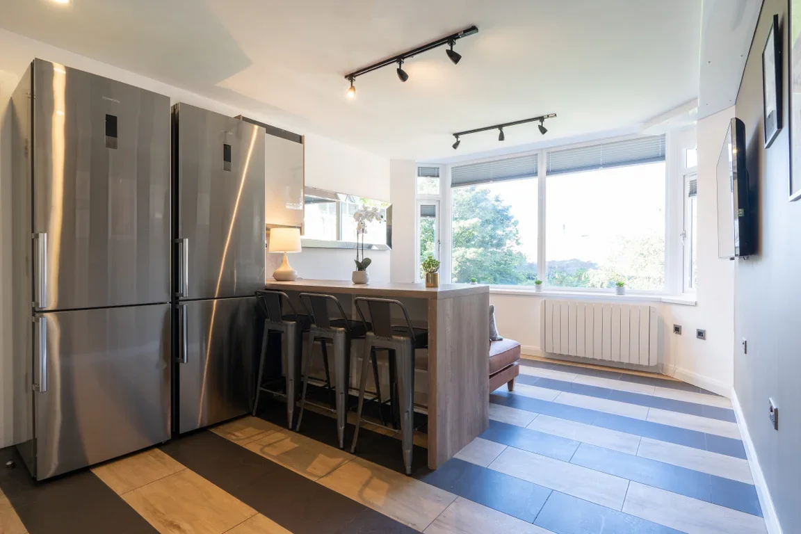 Flat Eskdale Terrace in Newcastle upon Tyne