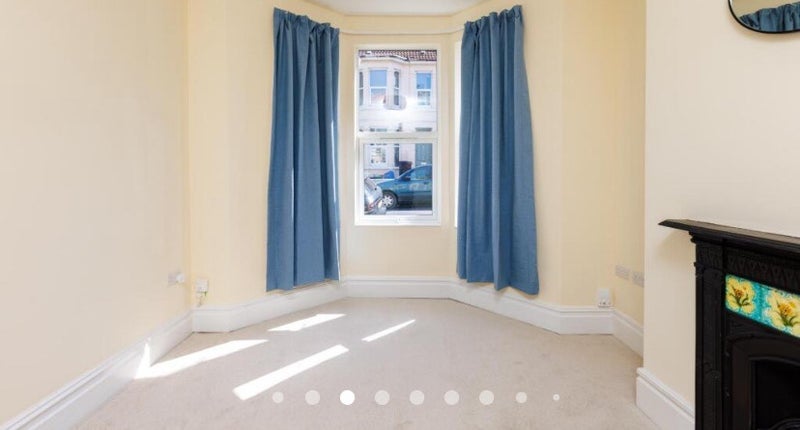Room Verrier Road in Bristol