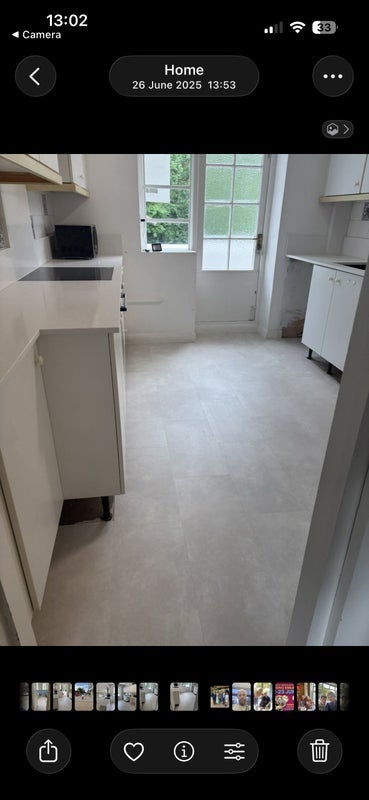 Room Lyttelton Road in Greater London