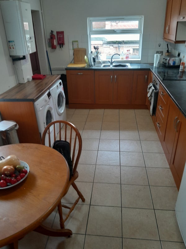 Room Saint Stephens Road in Nottingham