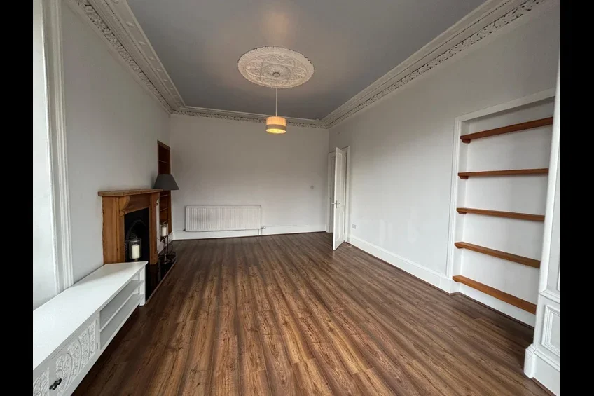 Flat Barterholm Road in Paisley