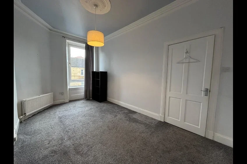 Flat Barterholm Road in Paisley