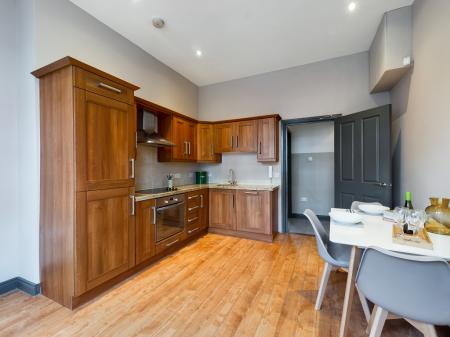 Flat Eglantine Avenue in Belfast