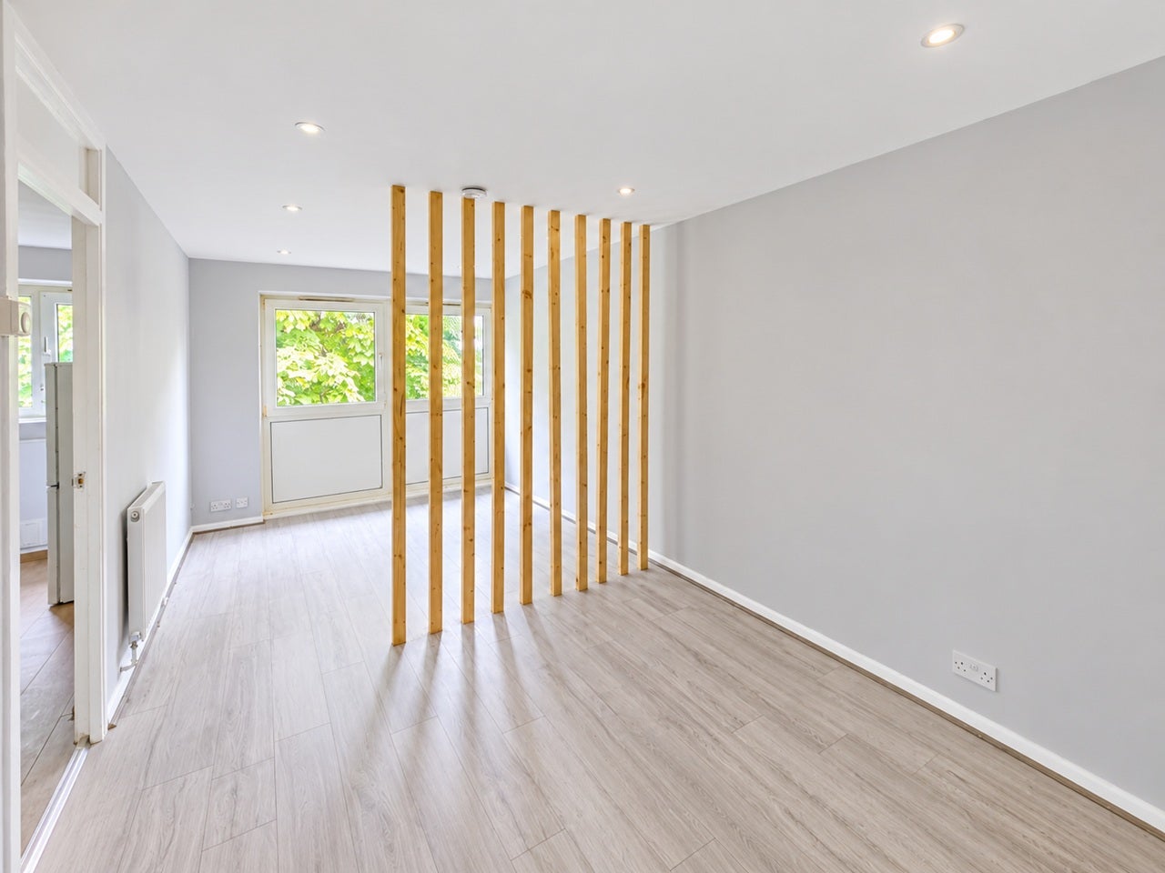 Flat Tilson Road in Greater London