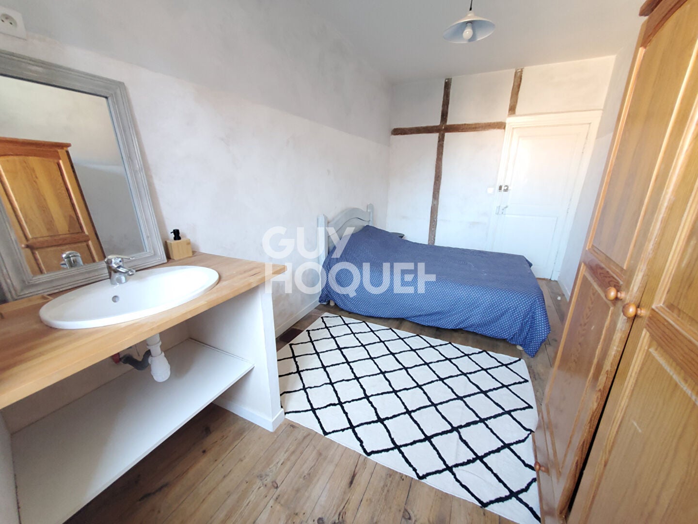 Chambre Rue des Pénitents à Albi