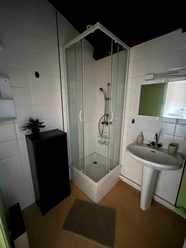 Flat Rue Jean Chaptal in Toulouse