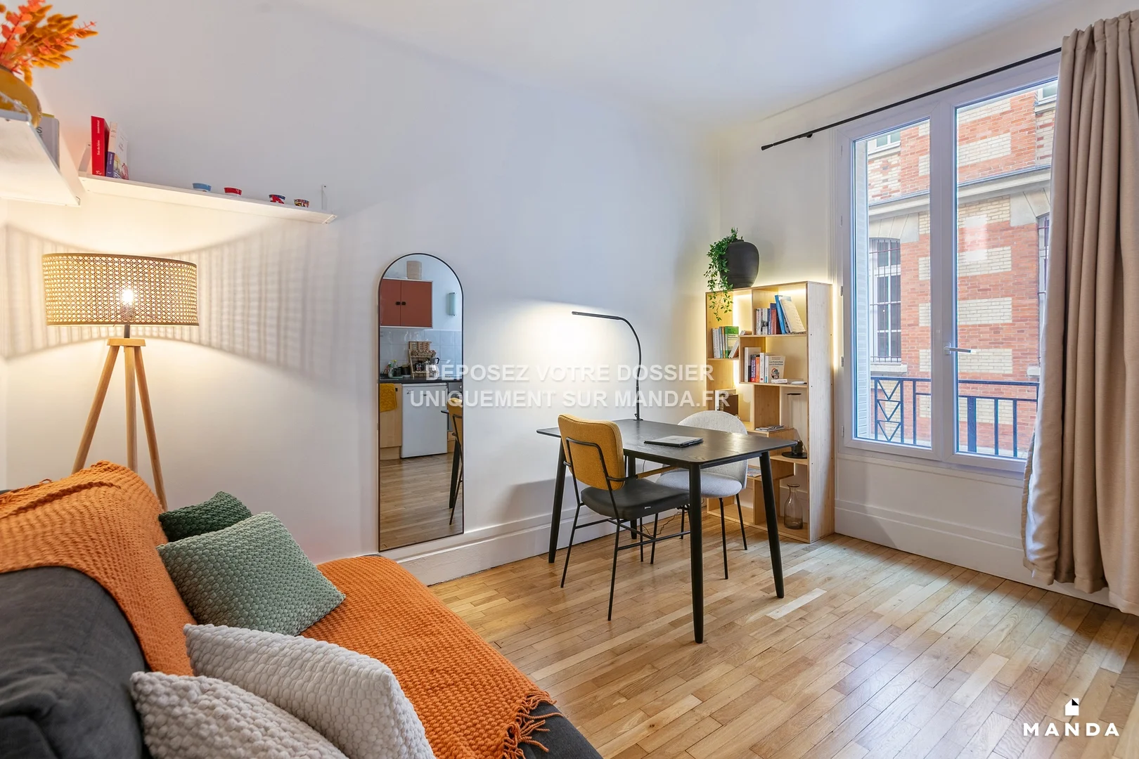 Flat Rue André Antoine in Paris