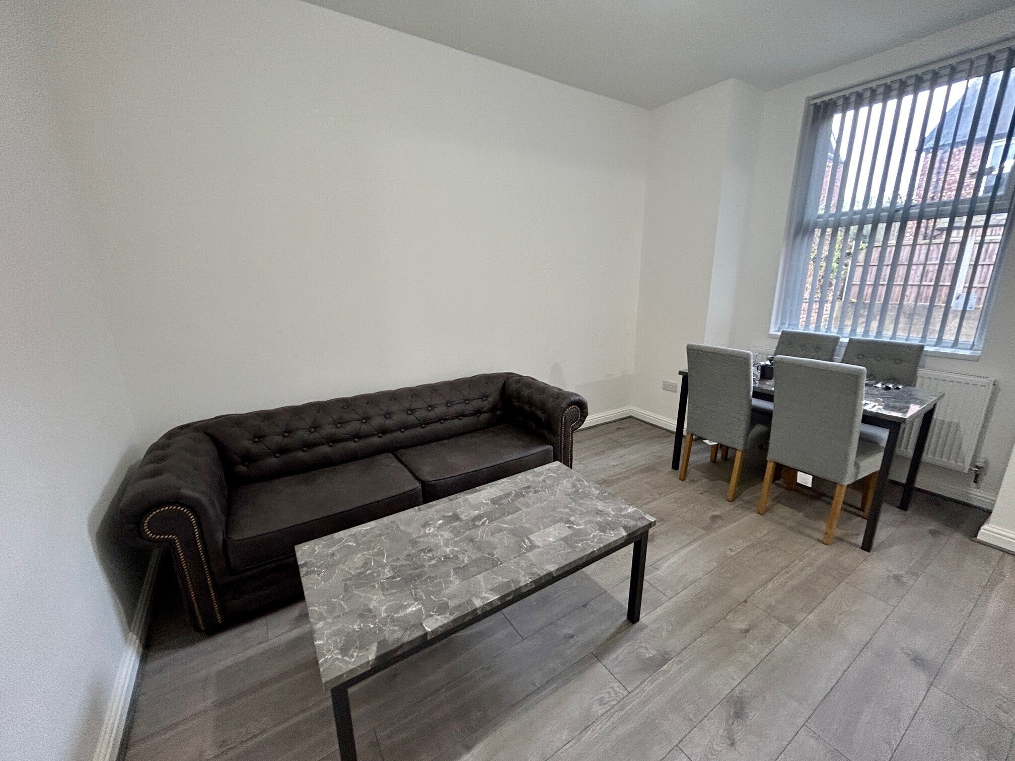 Flat Grosvenor Road in Manchester