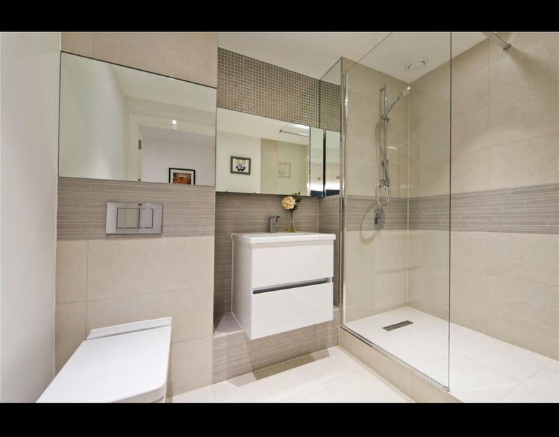 Room Ashton Reach in Greater London