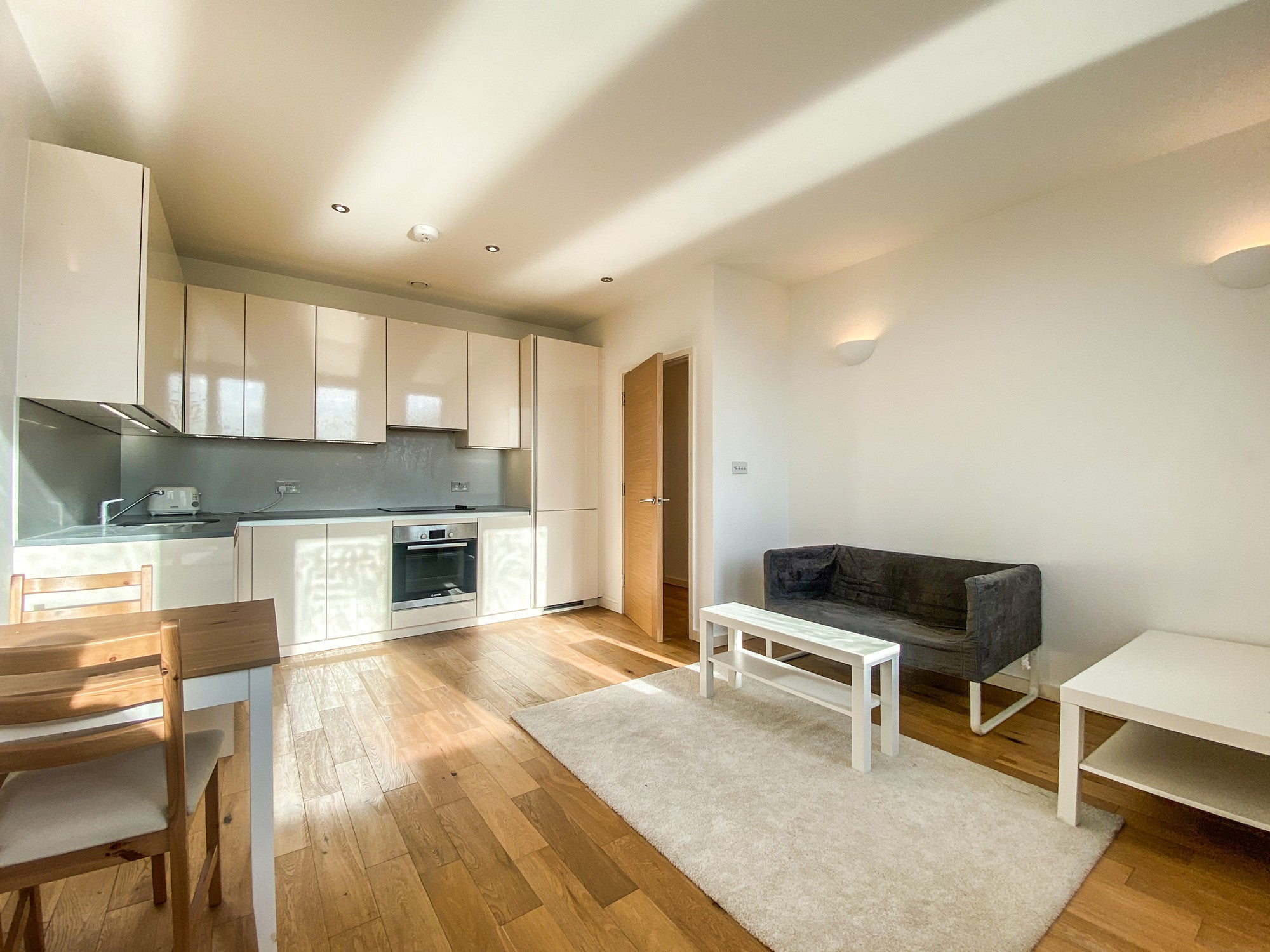 Flat Napier Road in Greater London