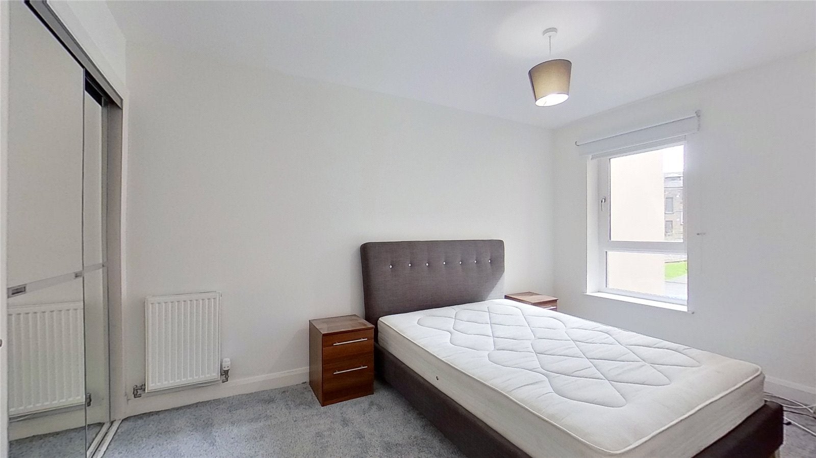 Flat Broomhill Avenue in Glasgow