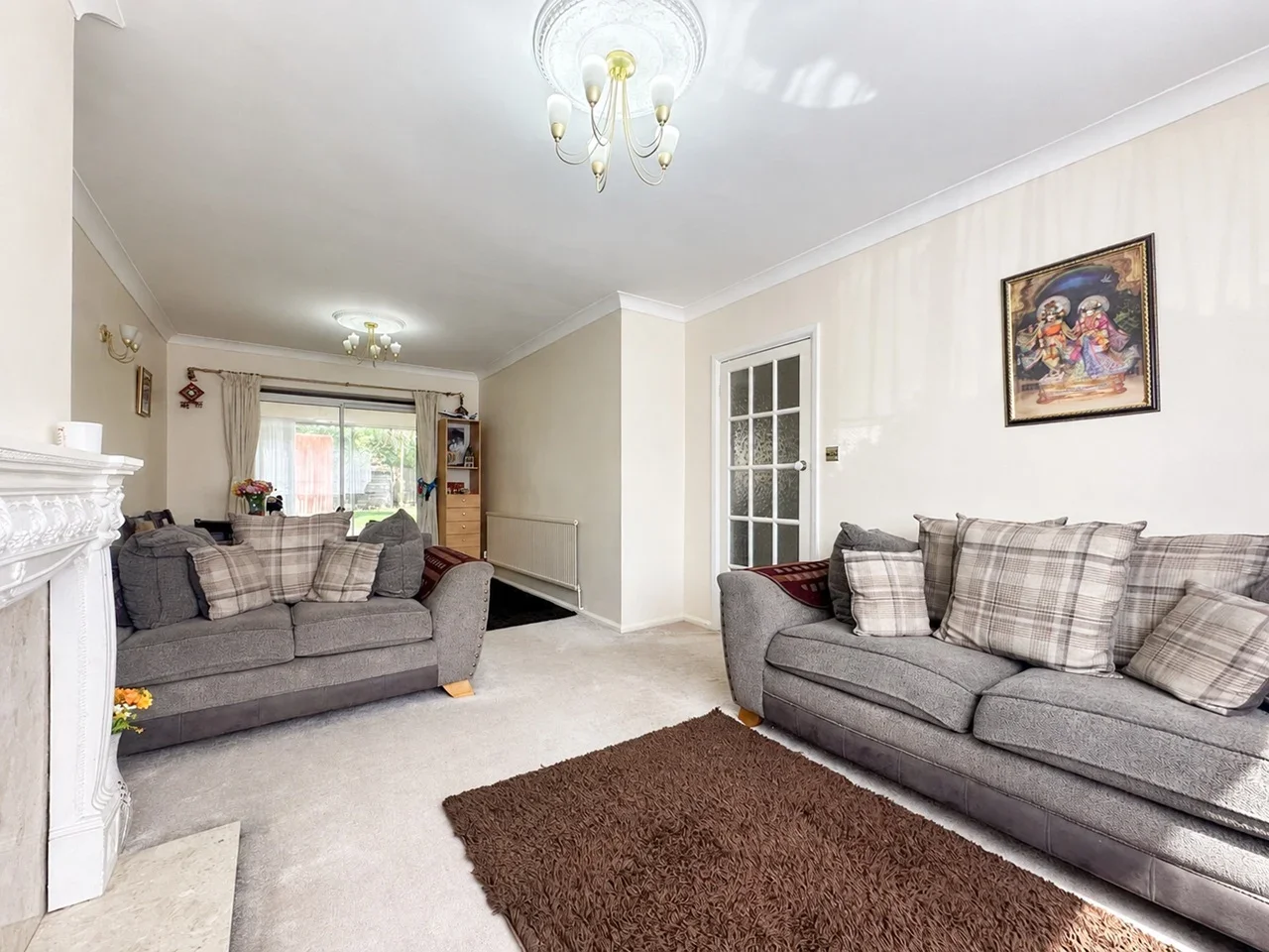 House Rokesby Close in Greater London