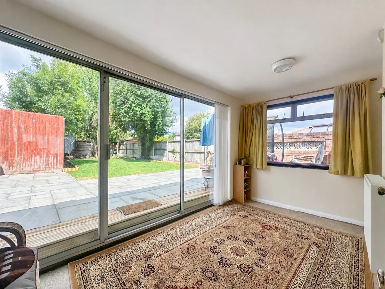 House Rokesby Close in Greater London