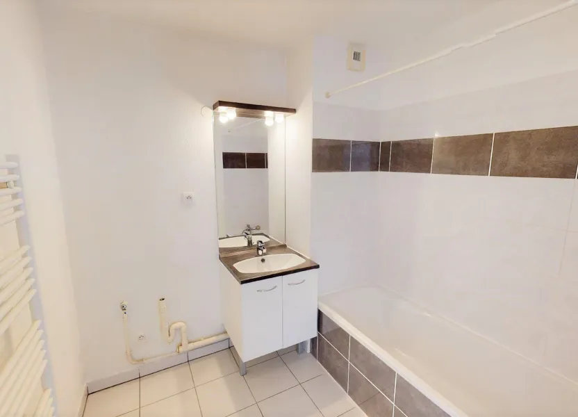 Flat Périphérique Intérieur - Autoroute des Deux Mers in Toulouse