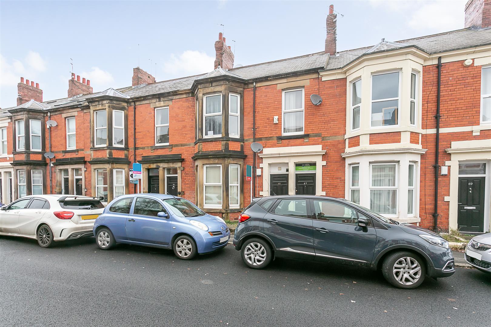 Flat Fairfield Road in Newcastle upon Tyne