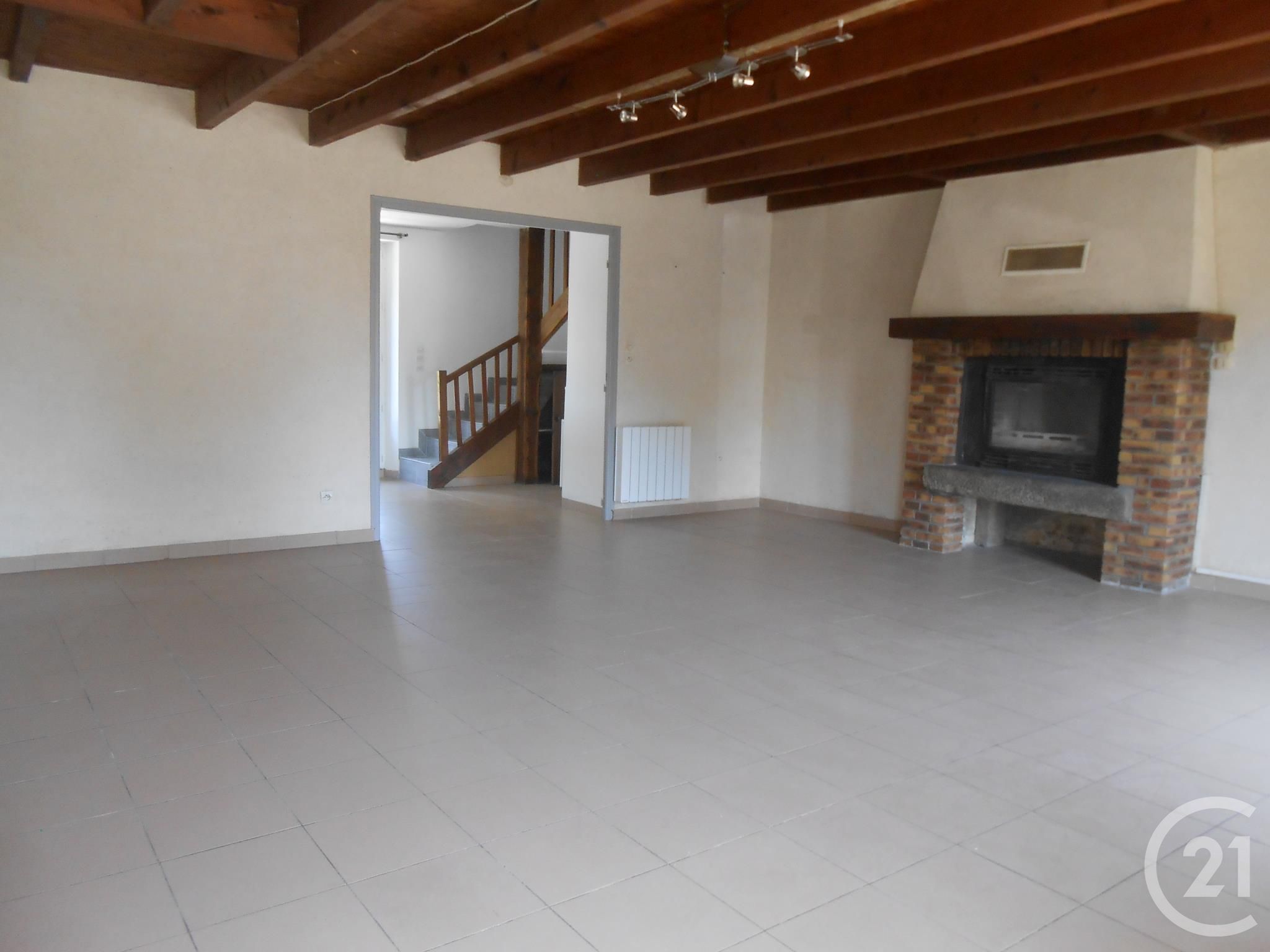 Maison Place des Déportés à Combourg