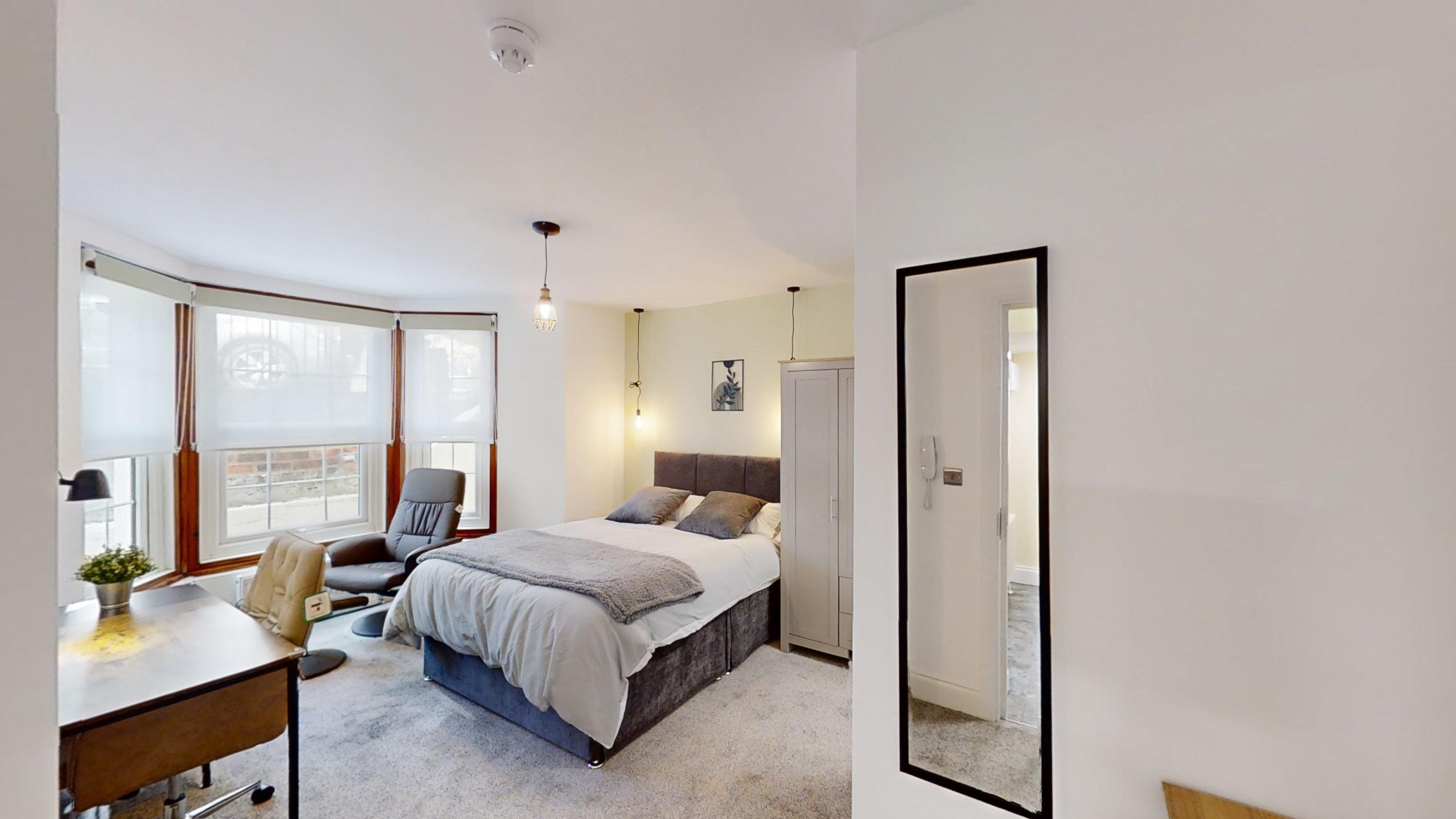 Room The Grove in Gravesham