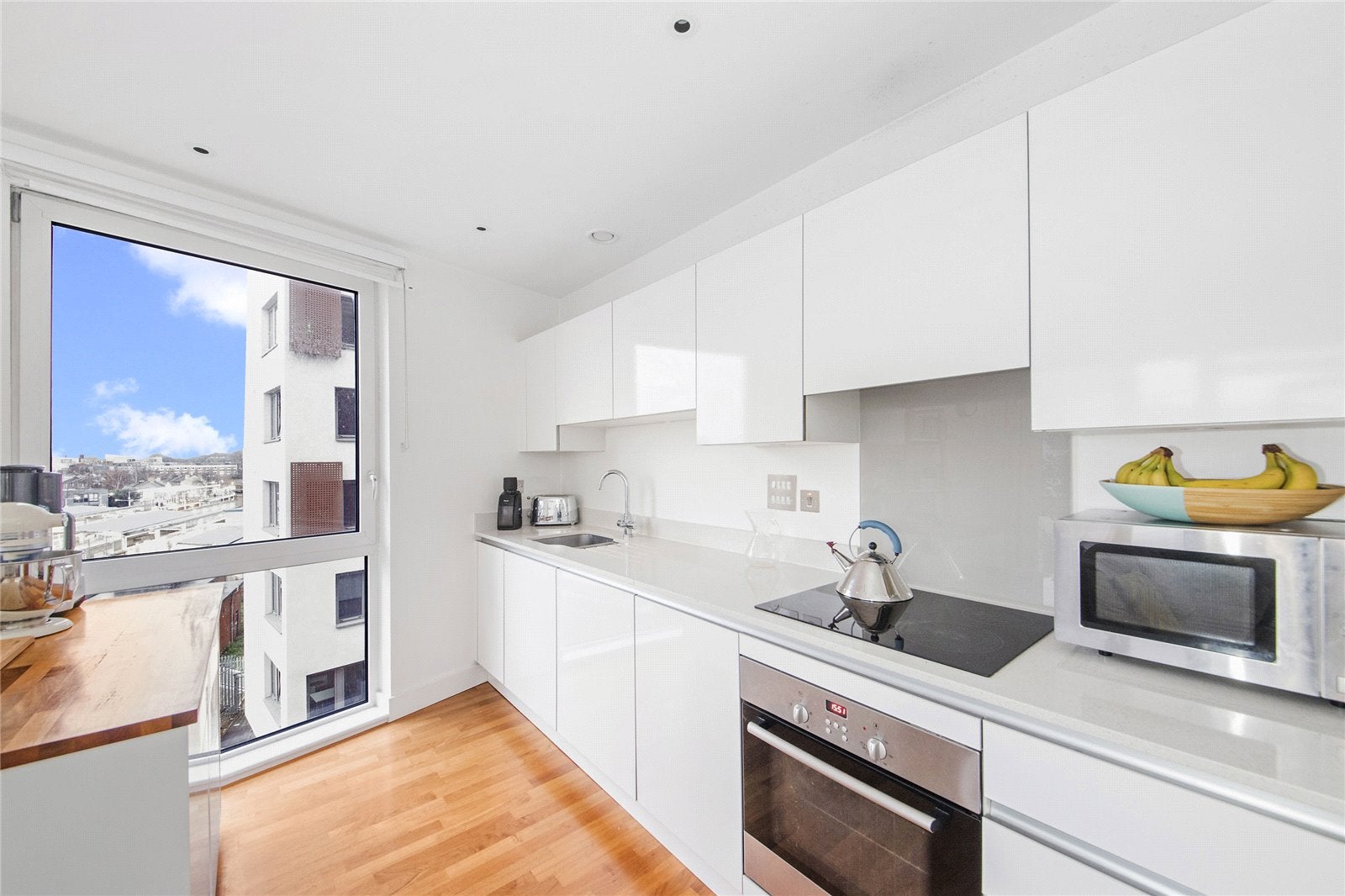 Flat Norman Road in Greater London