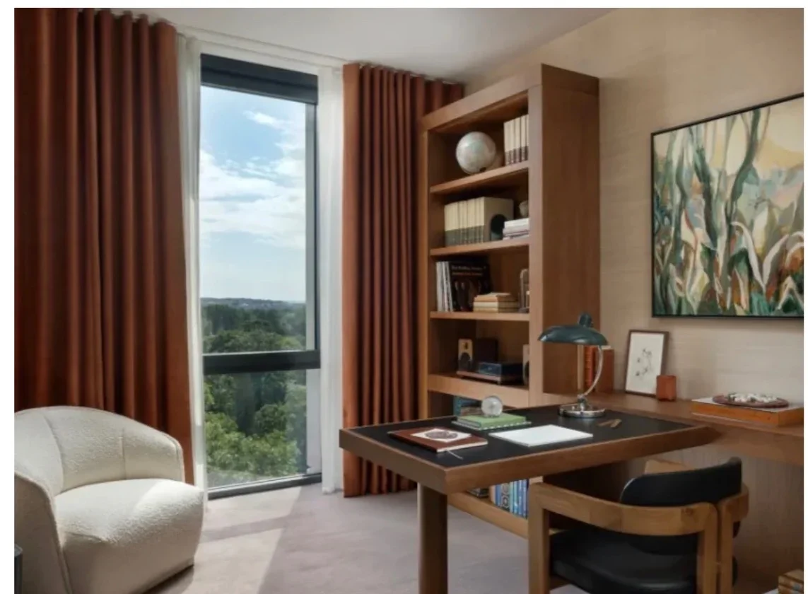 Flat Bradshaw Yard in Greater London