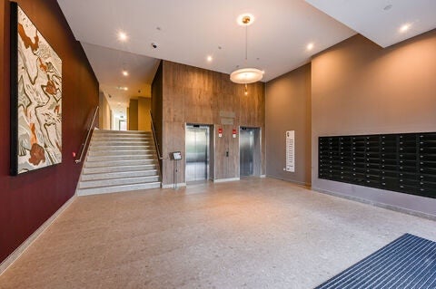 Flat Griffin Manor Way in Greater London