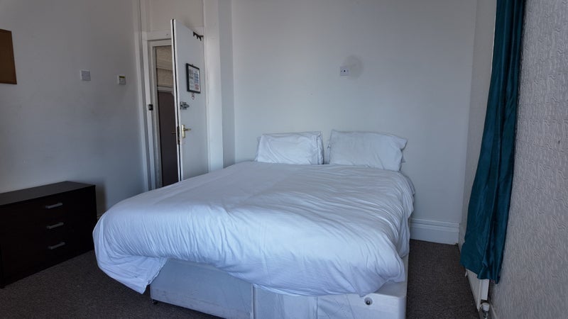 Room Palatine Road in Blackpool