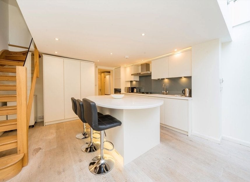 House Mornington Crescent in Greater London