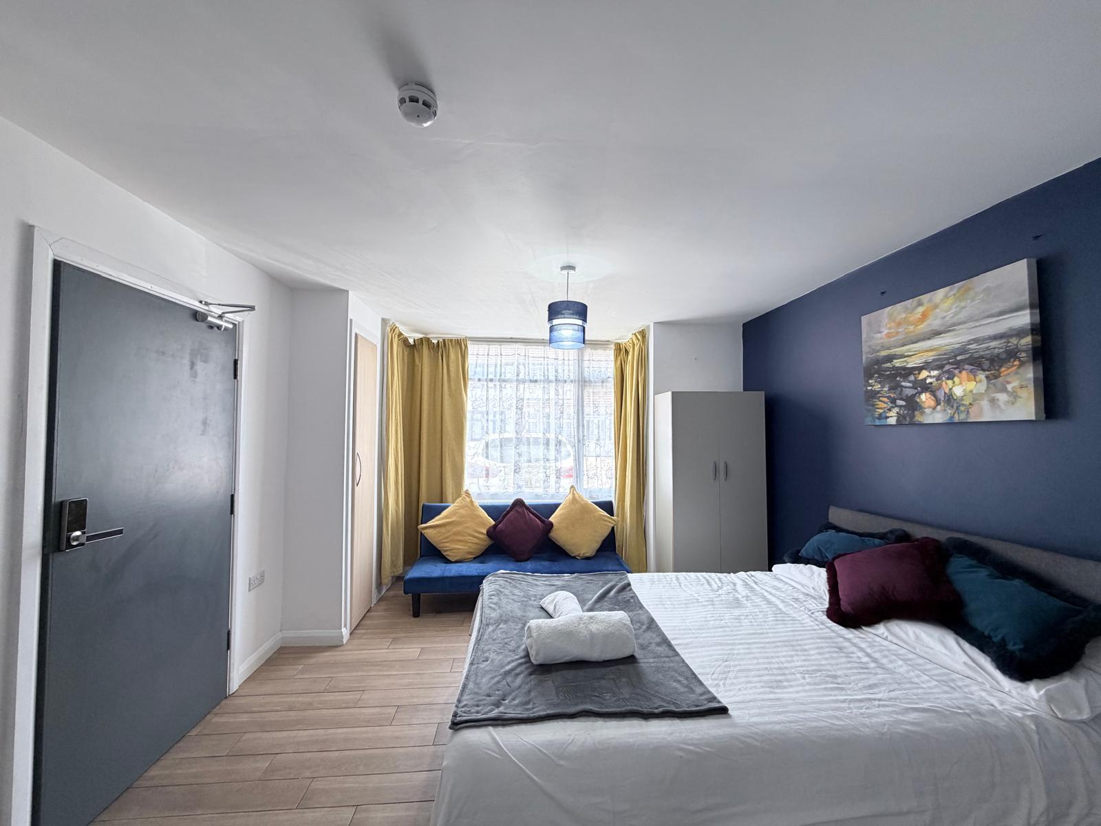 Room Stratford Road in London