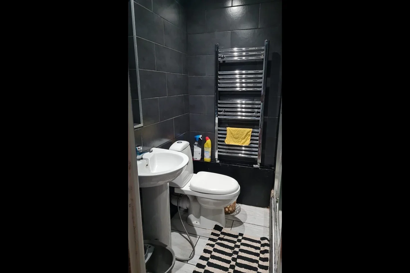 Room Brunswick Road in Greater London