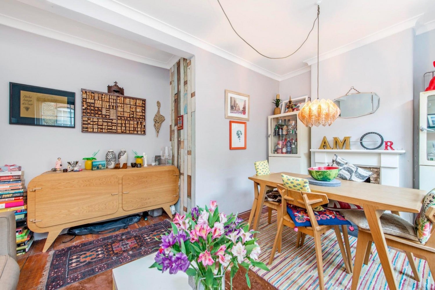Flat Fanshaw Street in Greater London