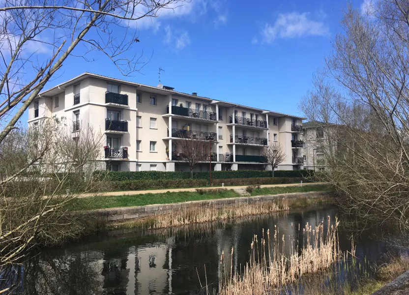 Flat Rue Jean Vigo in Sainte-Geneviève-des-Bois