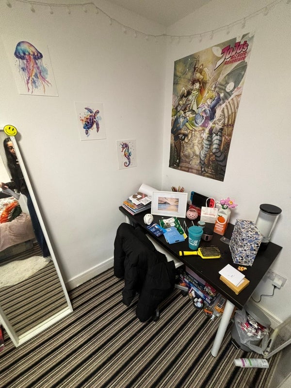 Room Stanley Avenue in Manchester