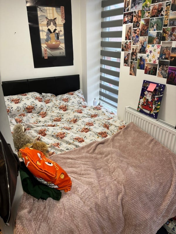 Room Stanley Avenue in Manchester