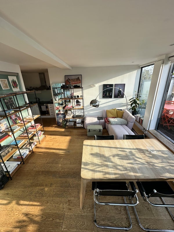 Room Kingsland Road in Greater London