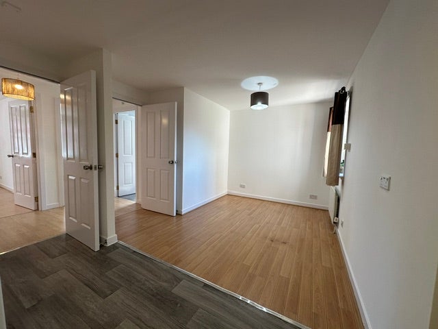Flat Fraser Place in Aberdeen City