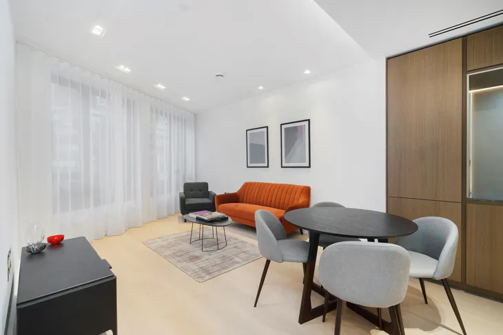 Flat Portugal Street in City of Westminster