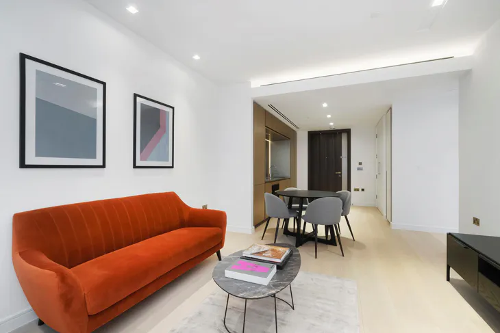 Flat Portugal Street in City of Westminster