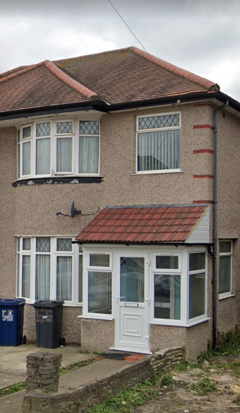 House Uxbridge Road in Greater London
