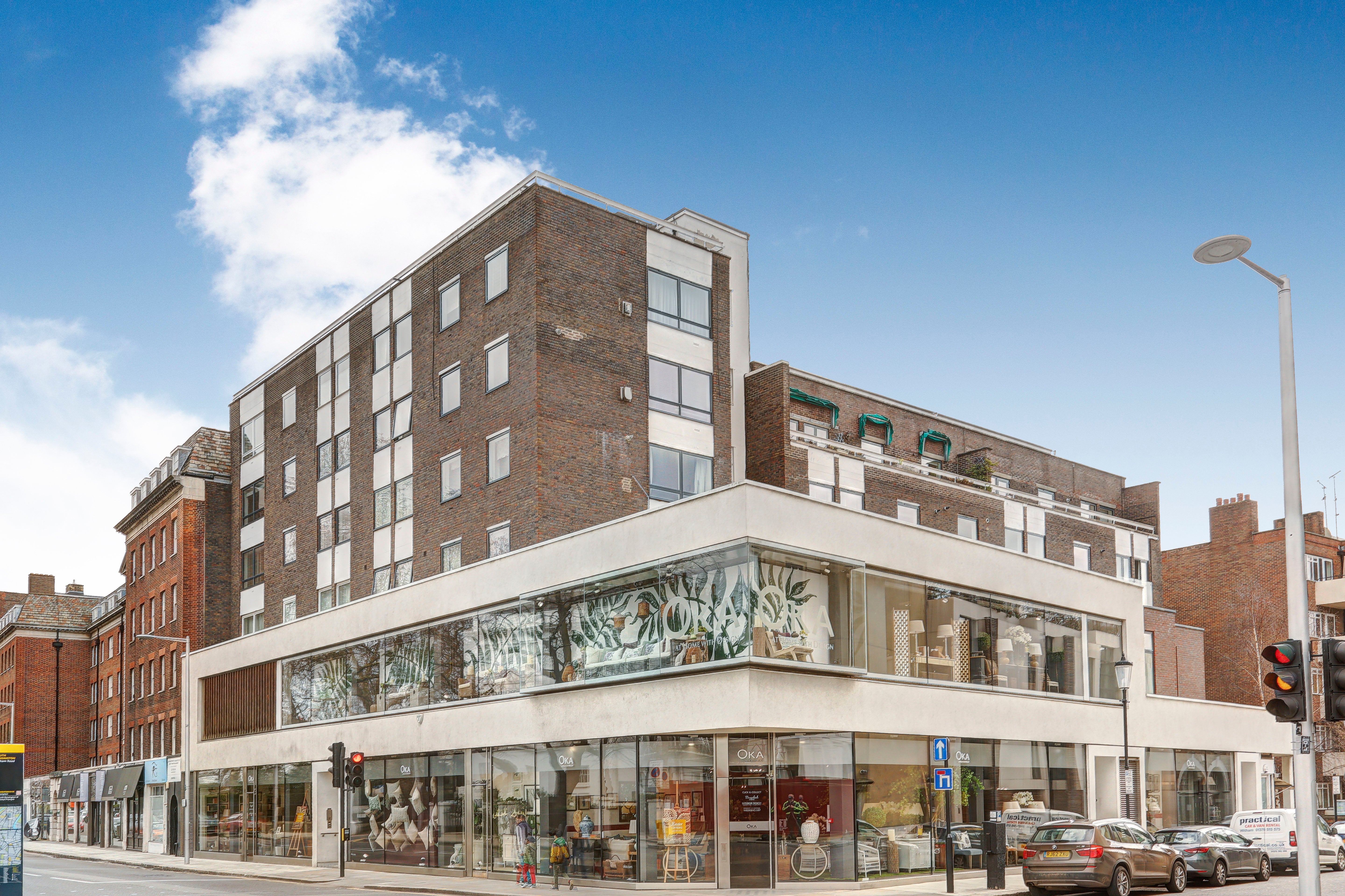 Flat Fulham Road in Greater London