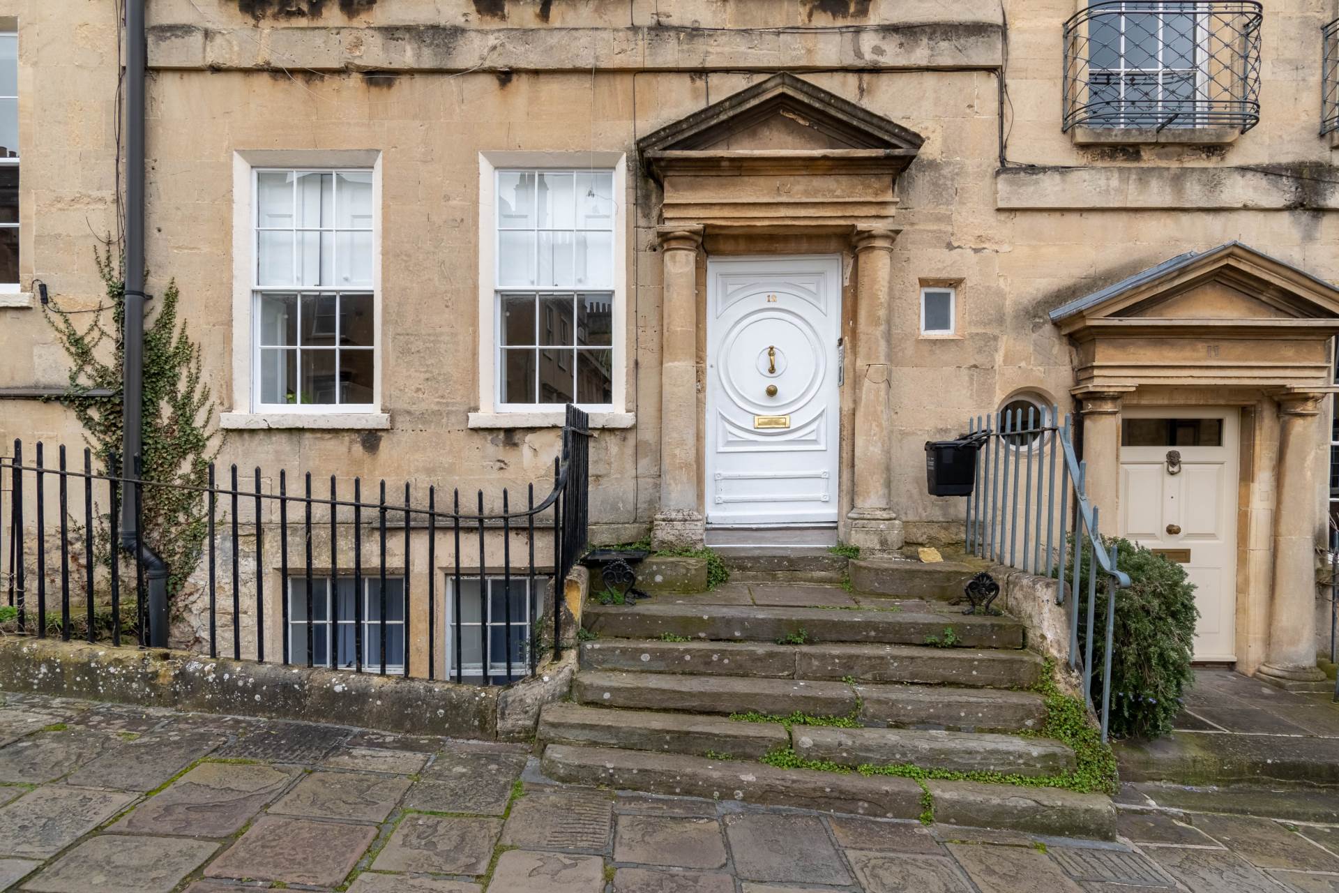 Flat Belmont Road in Bath
