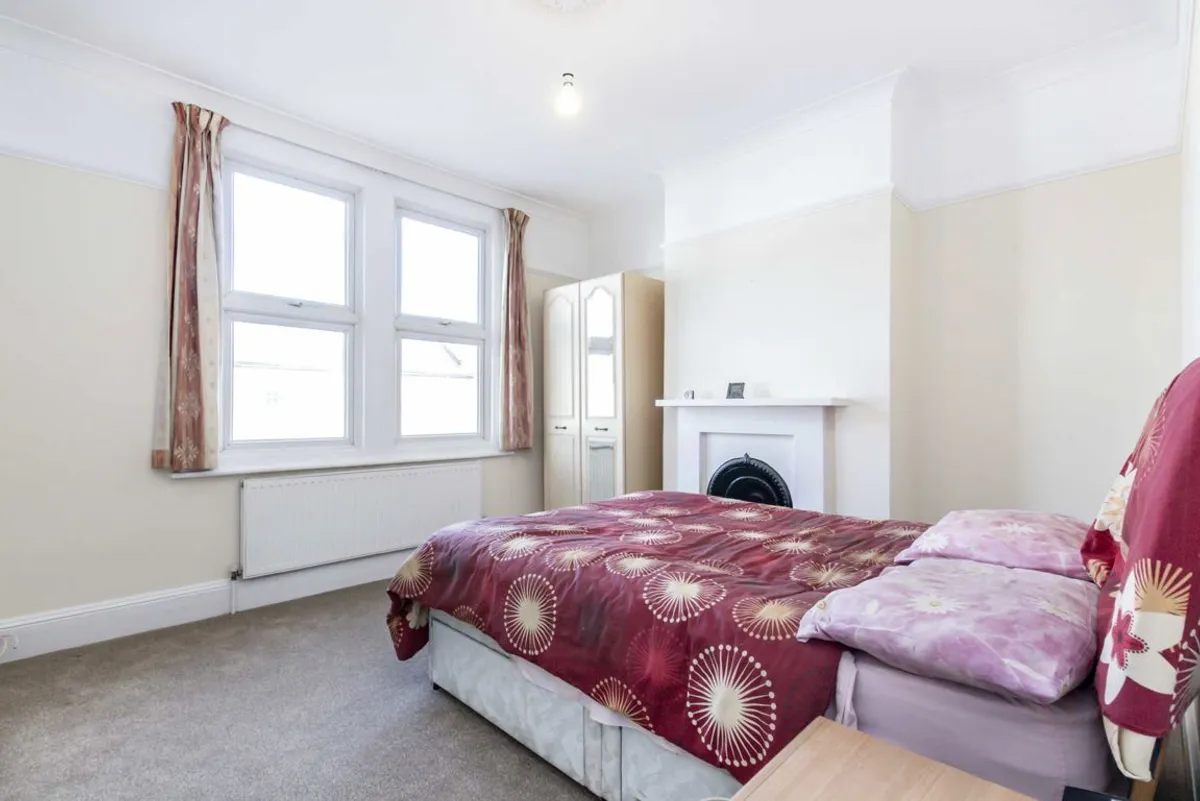 House Kings Road in Greater London