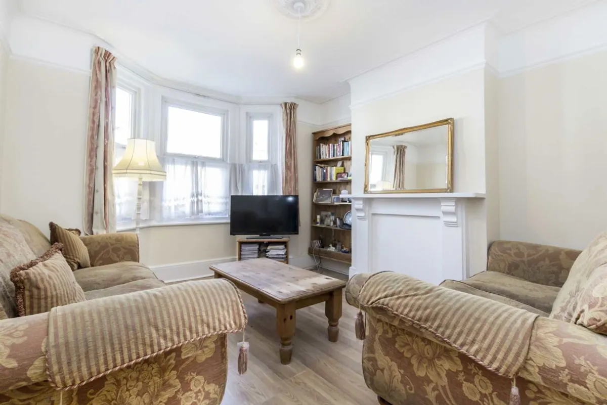 House Kings Road in Greater London