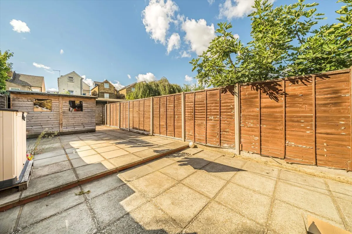 House Kings Road in Greater London
