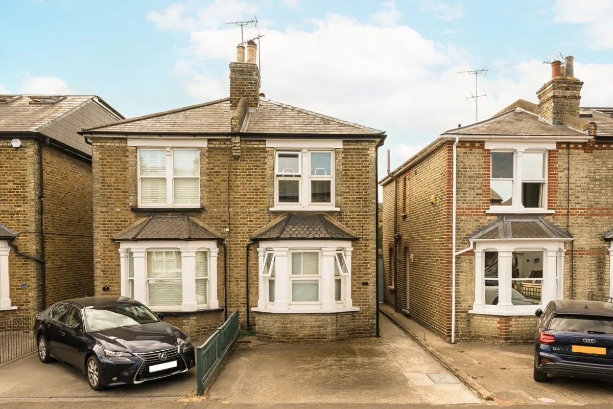 House Kings Road in Greater London