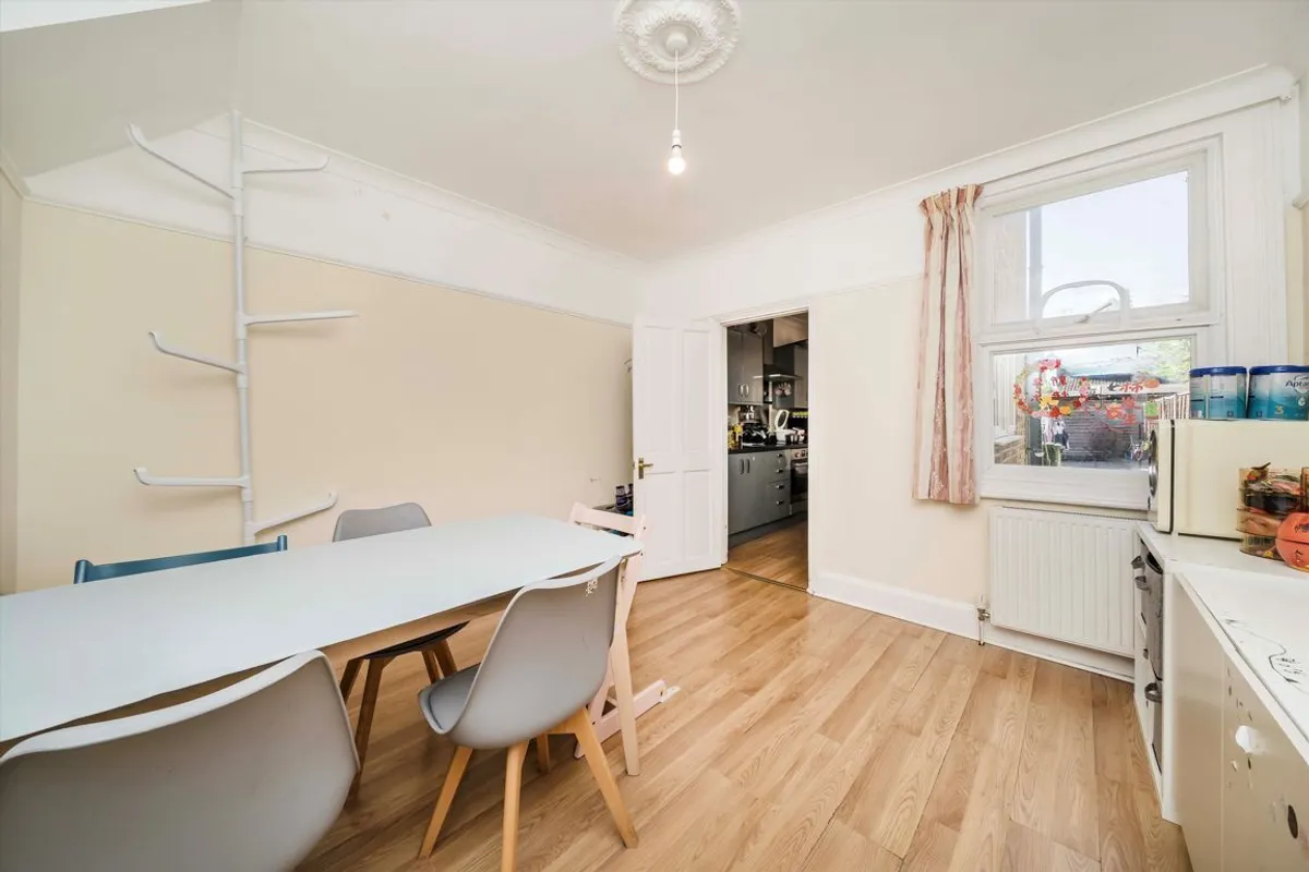 House Kings Road in Greater London